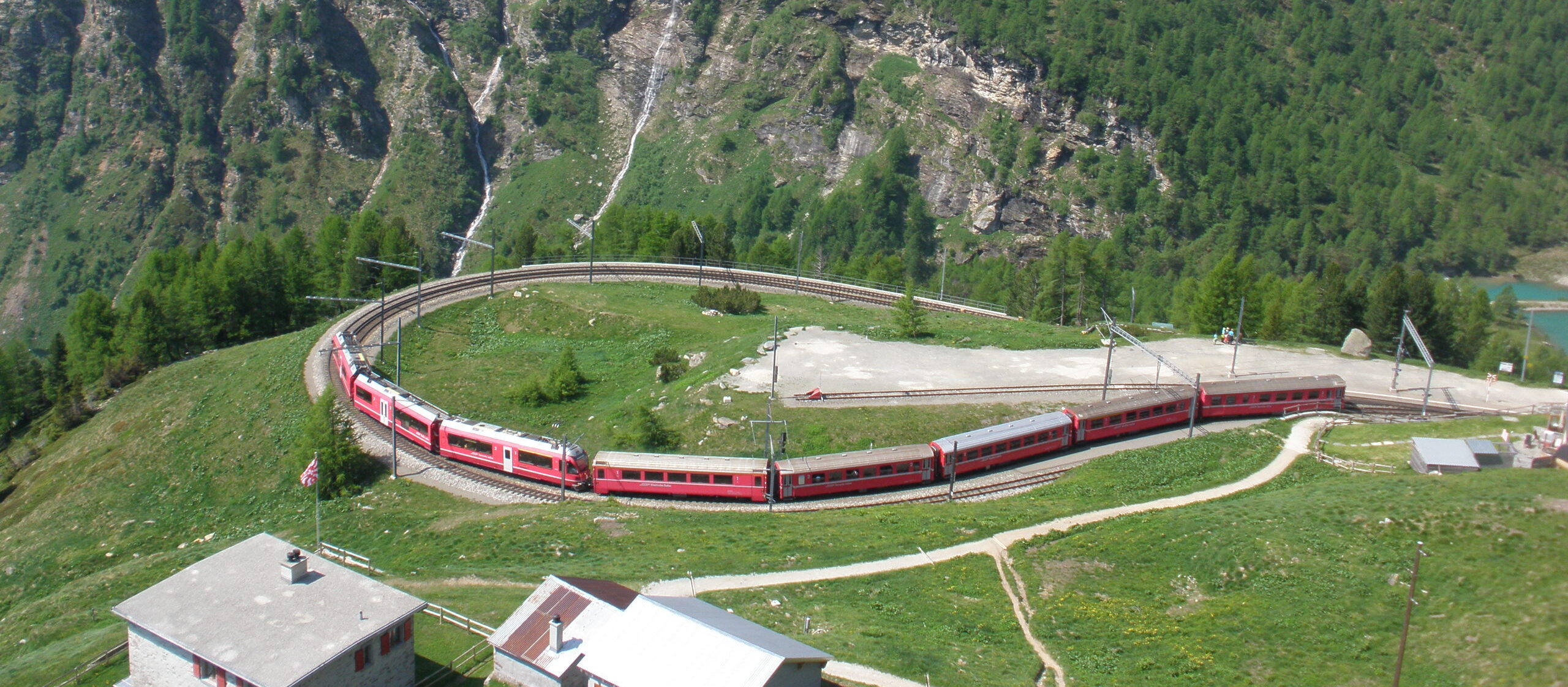Trenino Rosso del Bernina